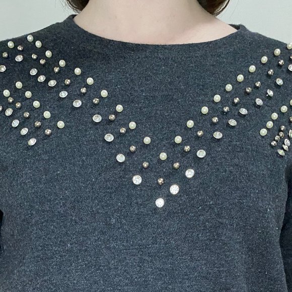 Gray Beaded Short Sleeve Fleece Shirt Size Small - Picture 5 of 5